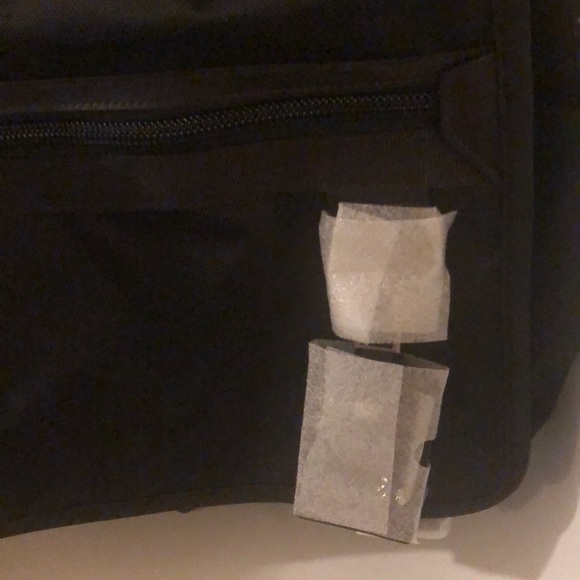 Tumi Northlake Expansion Messenger Bag - Picture 8 of 8